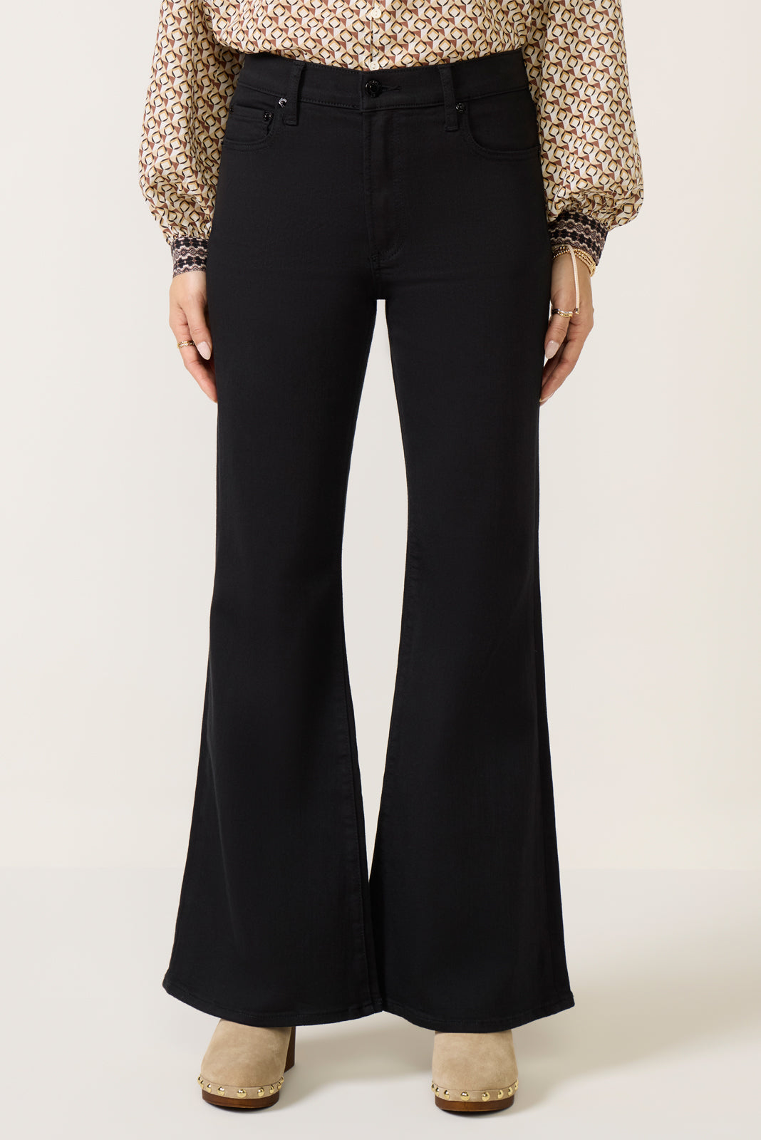 Petite Kinsley Bootcut Jean