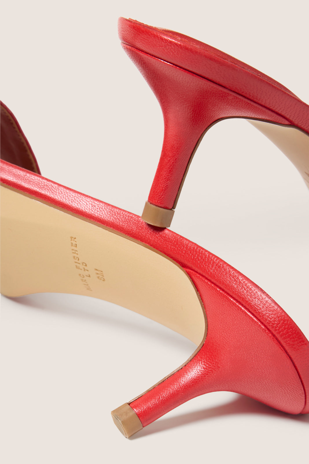 Sidnee Heel