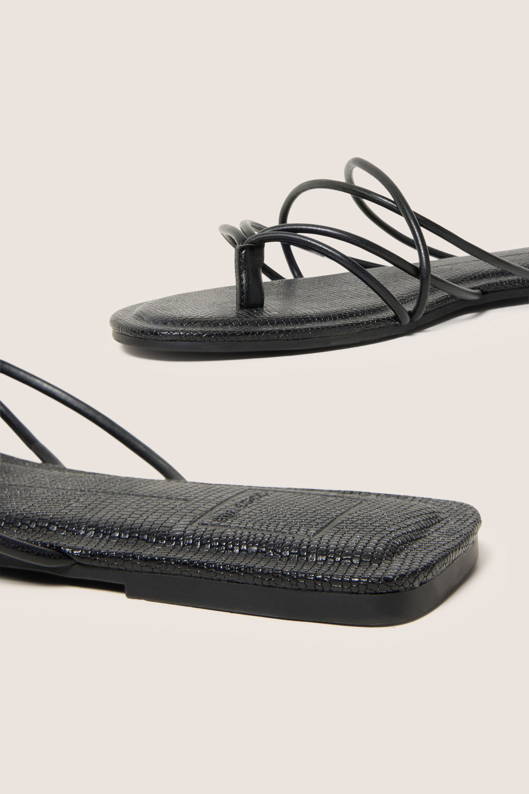 Lumen Sandal