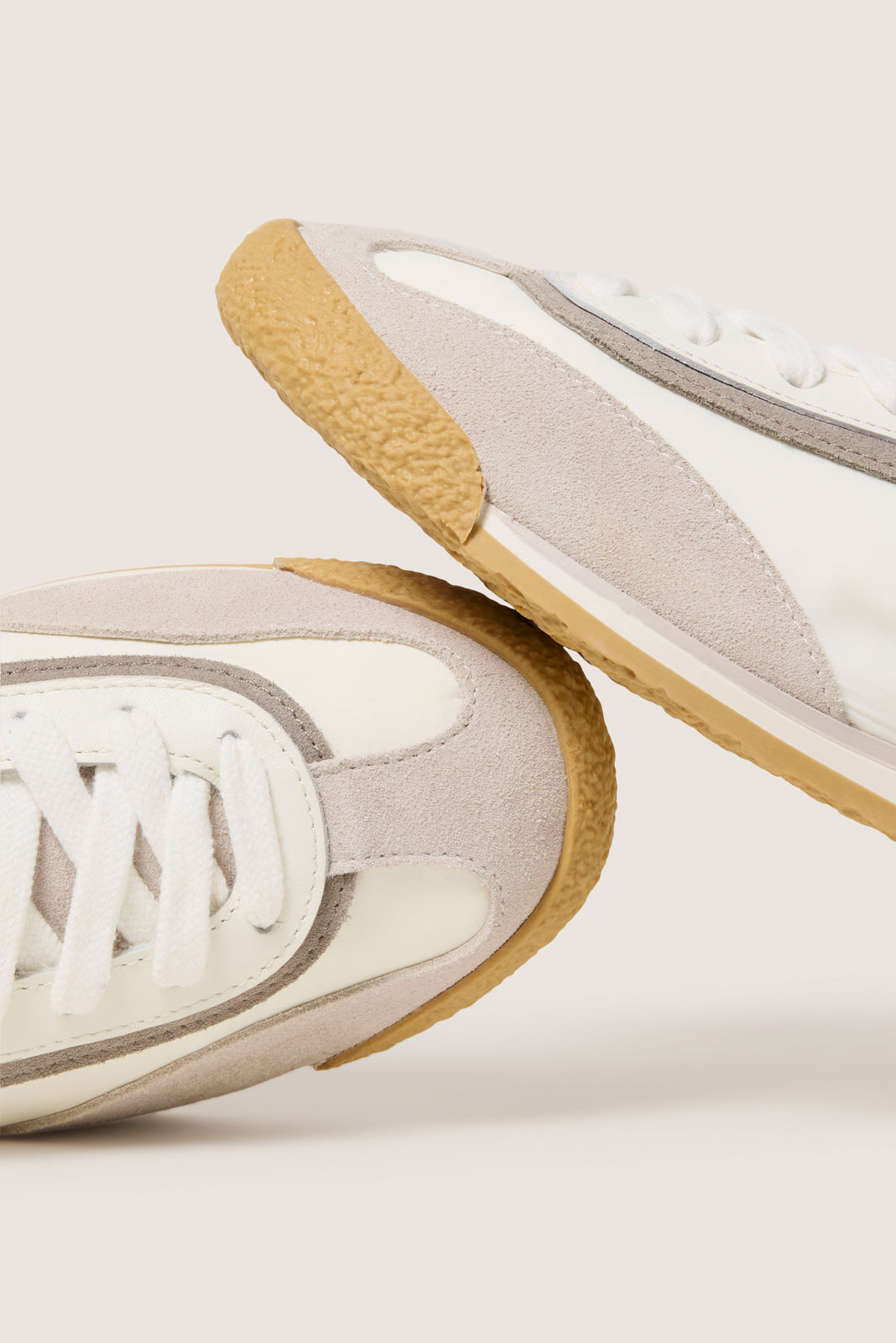 Sariya Sneaker