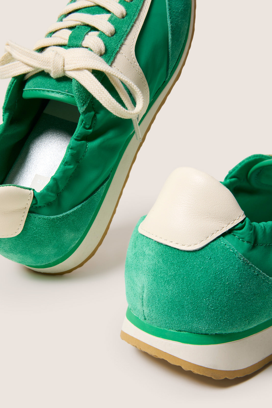Sariya Sneaker