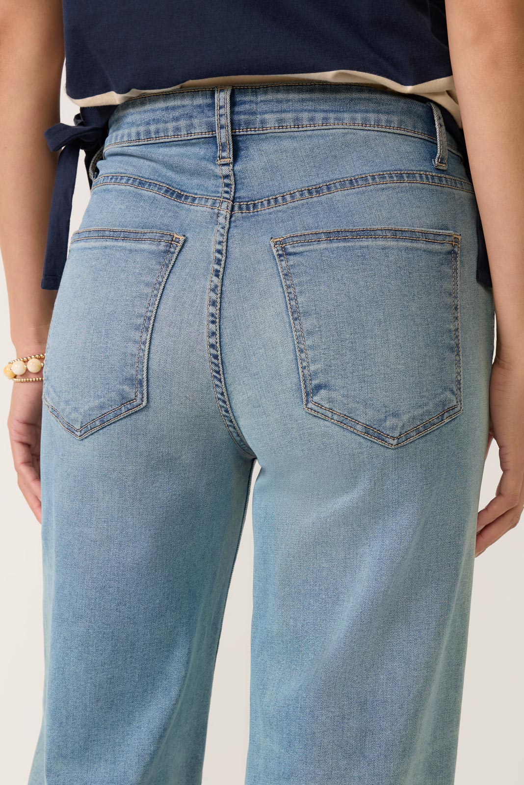 Jean Wide Leg w Twisted Seam