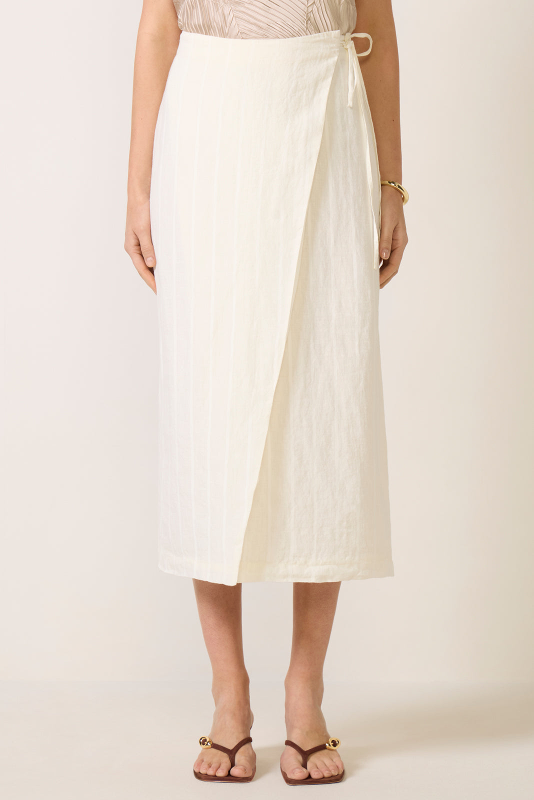 The Invisible String Skirt