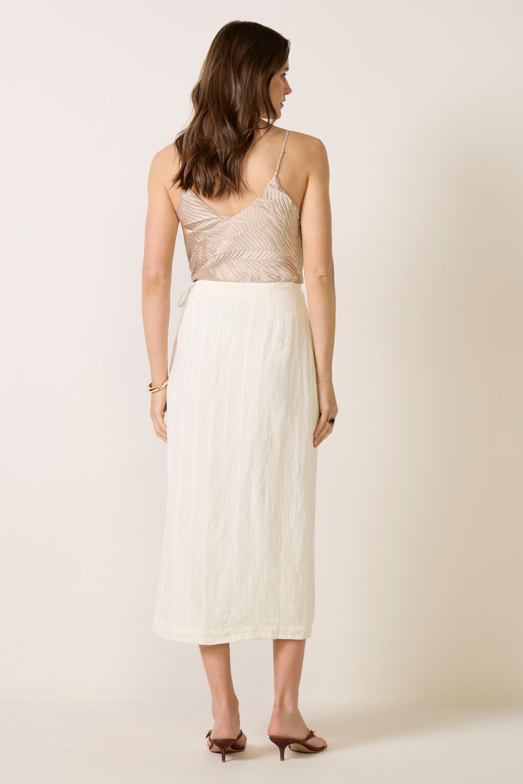 The Invisible String Skirt