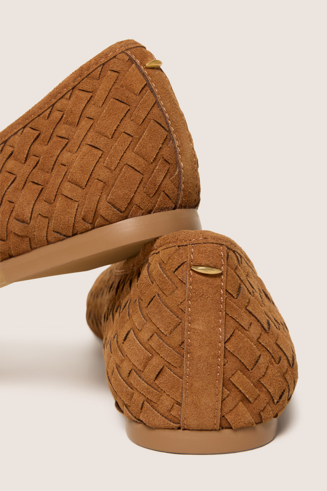 Megin Woven Flat