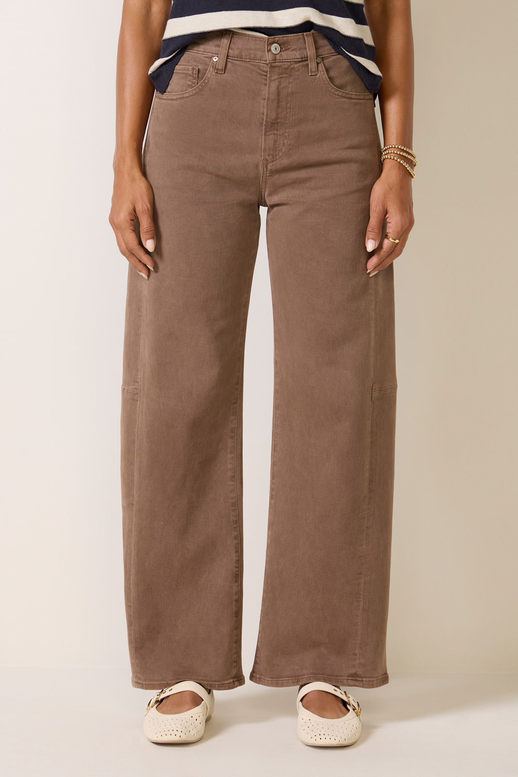 Arellia Skimmer w/ Outseam Panels