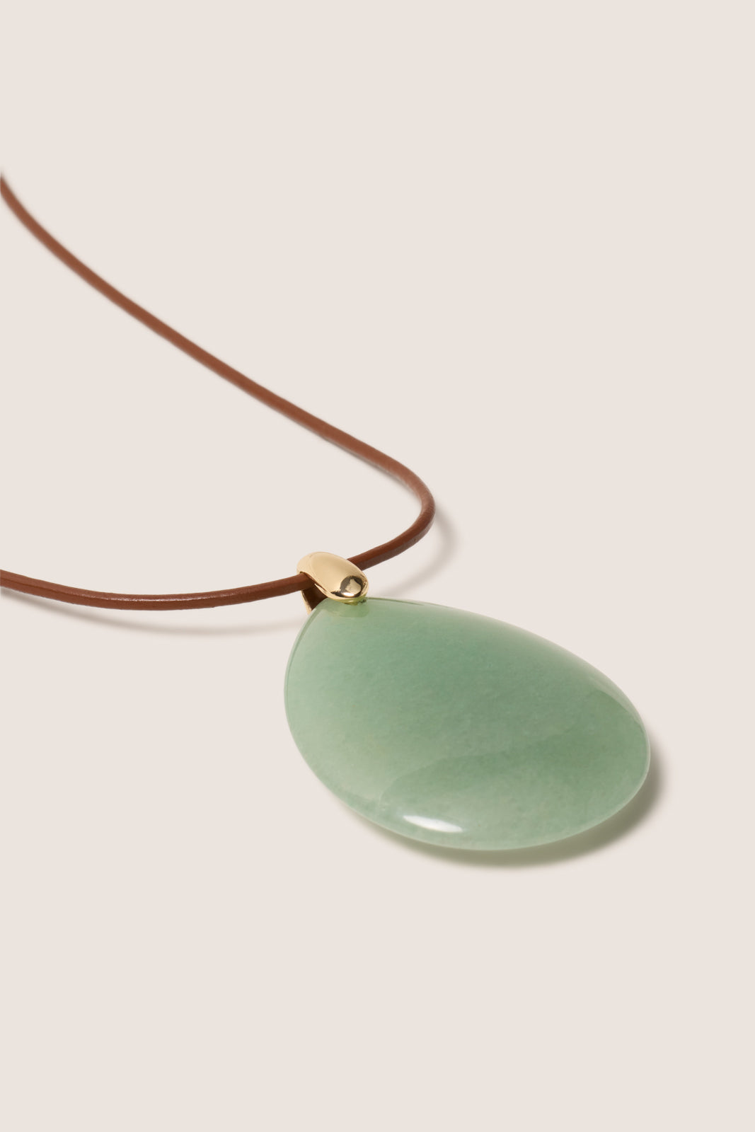 Tate Semi Pendant Necklace