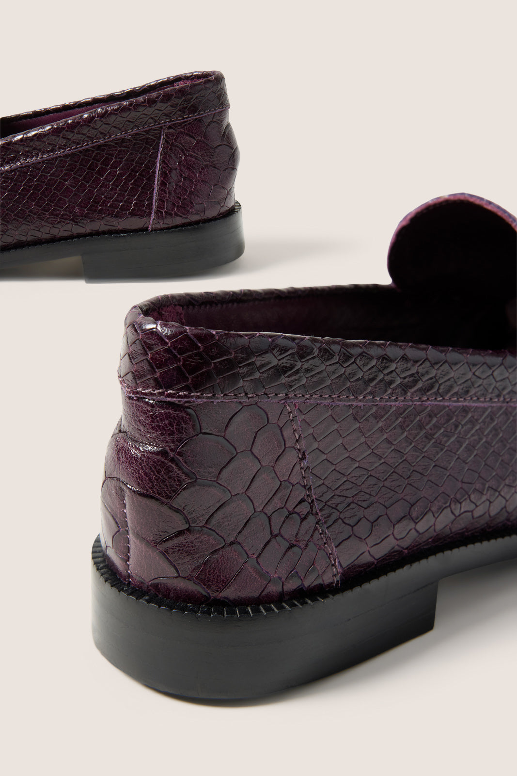 Tyche Loafer