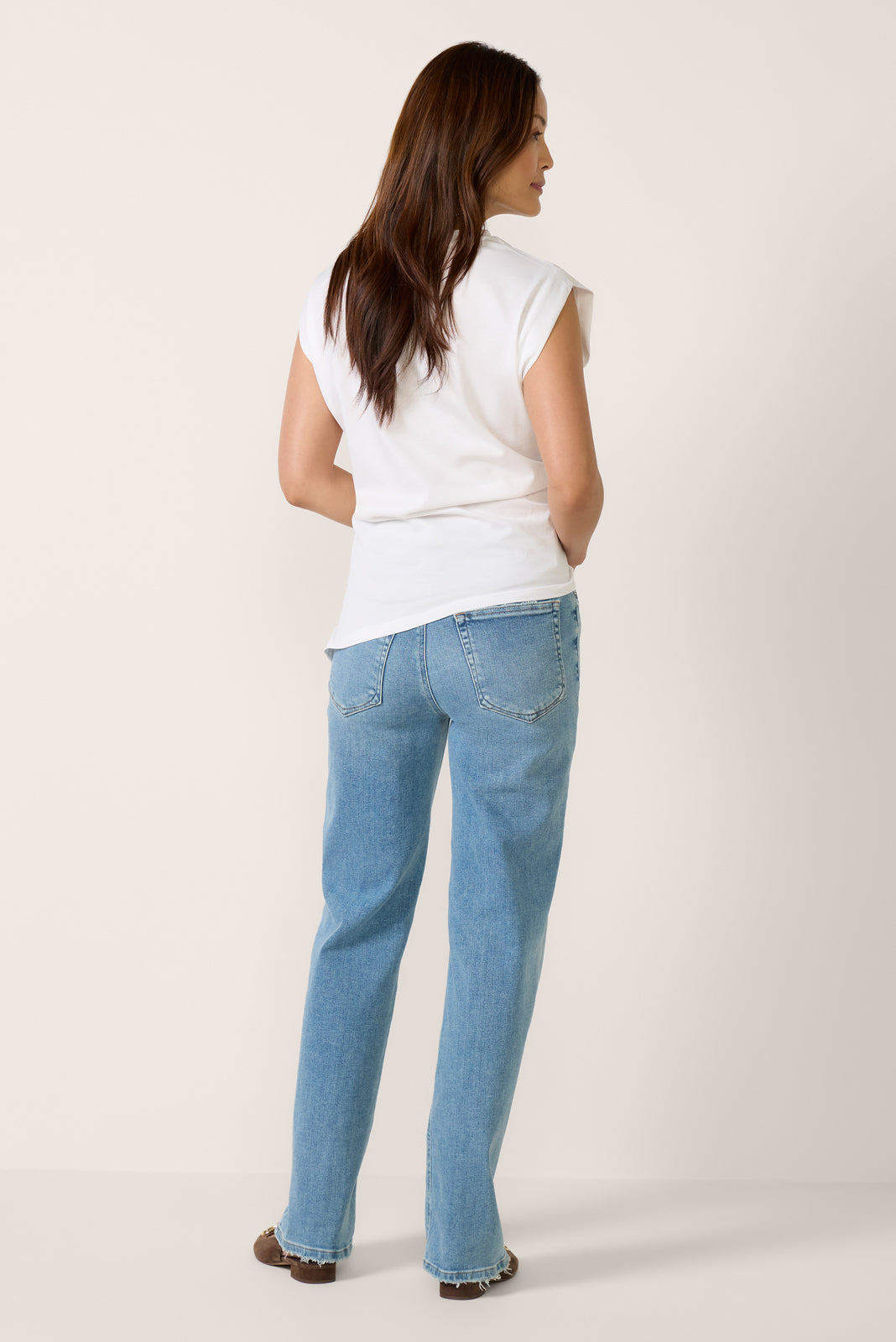 Good True Straight Jean