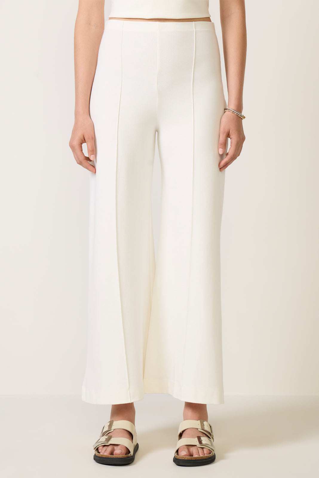 Cropped Ponte Knit Wide Leg Pant