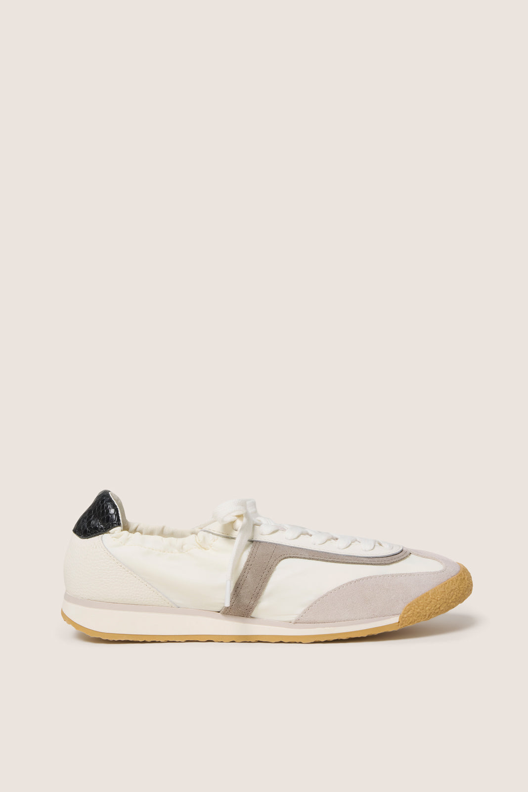 Sariya Sneaker