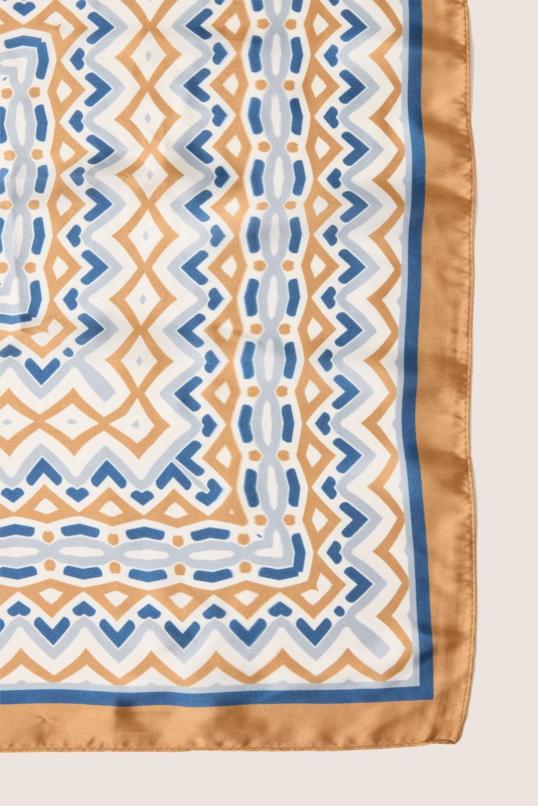 Levy Geo Bandana