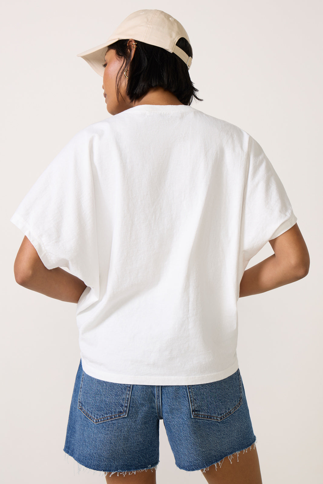 Livia Easy V Neck Top