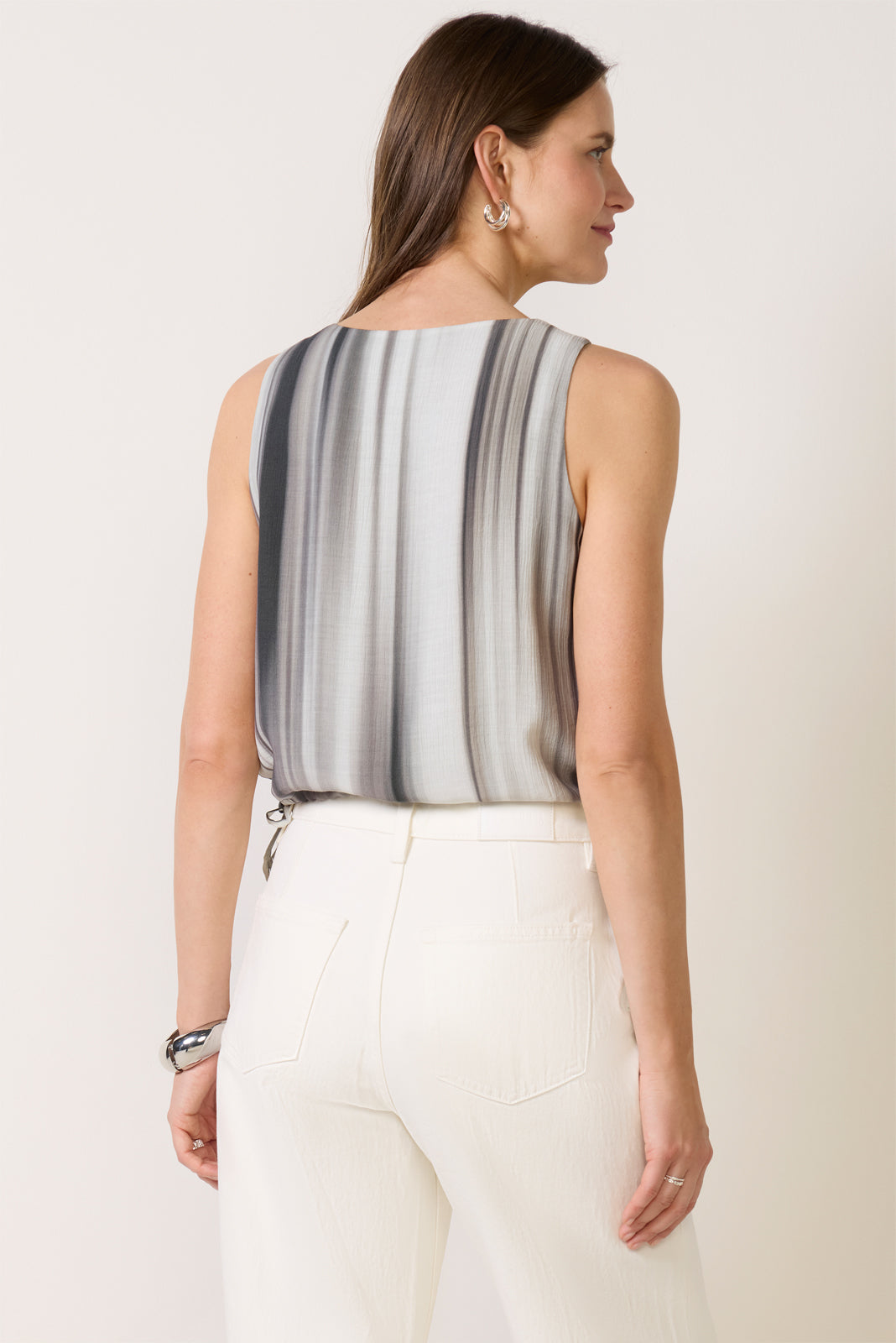 Valerie Top
