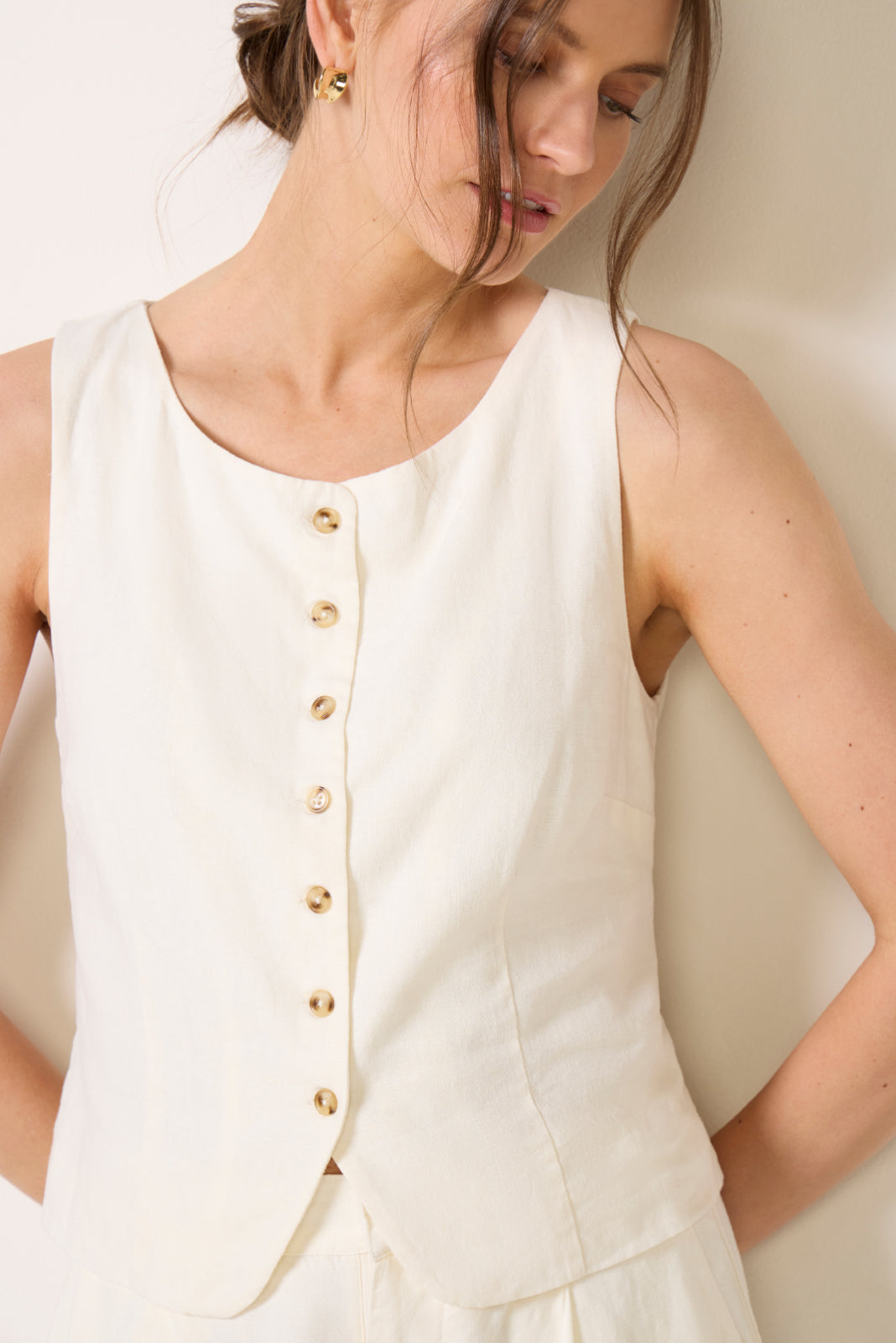Roman Linen Vest