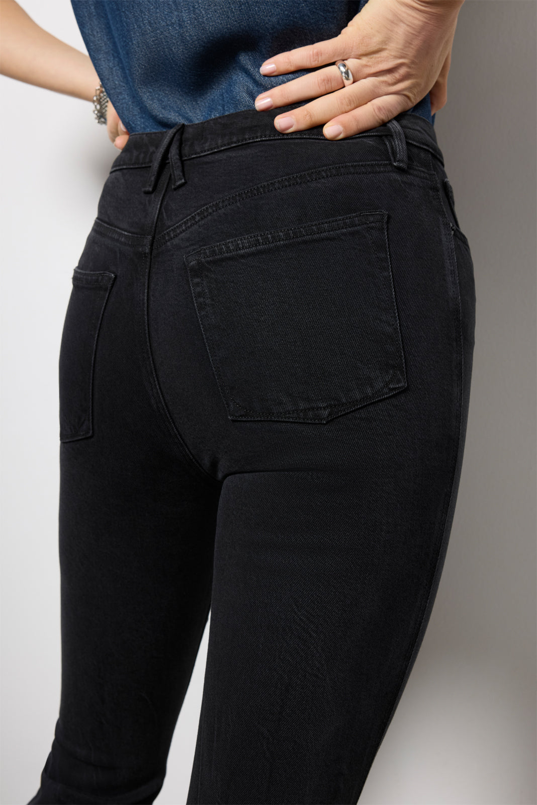 Good Standard Kick Flare Jean
