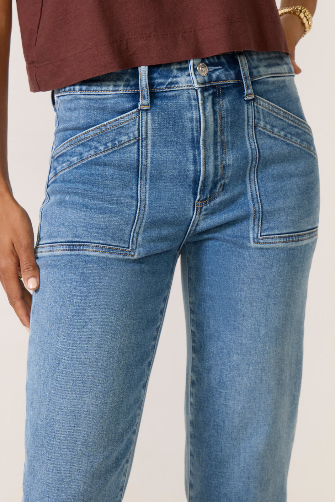 Quincy Straight Utility