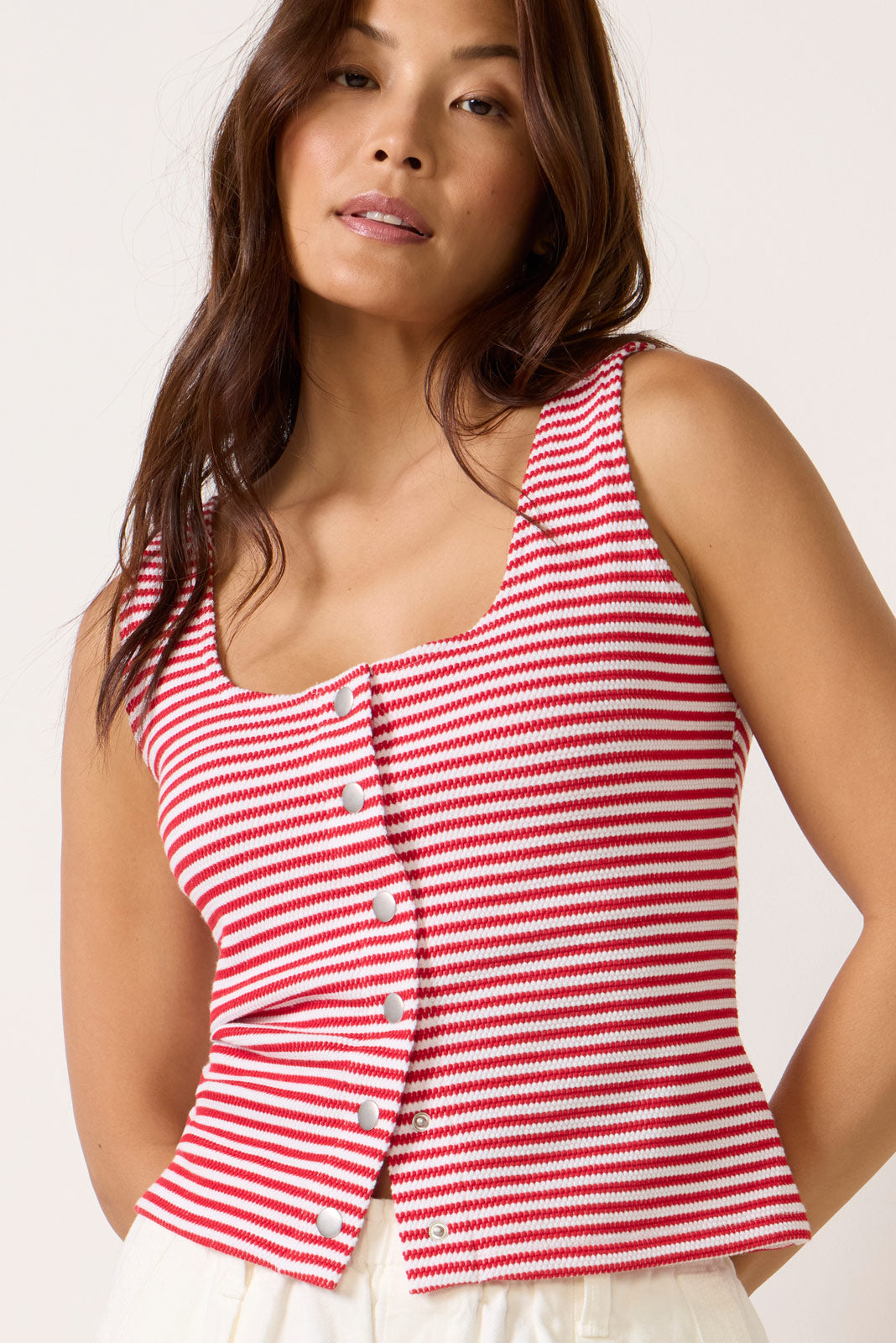 Shelly Snap Front Tank