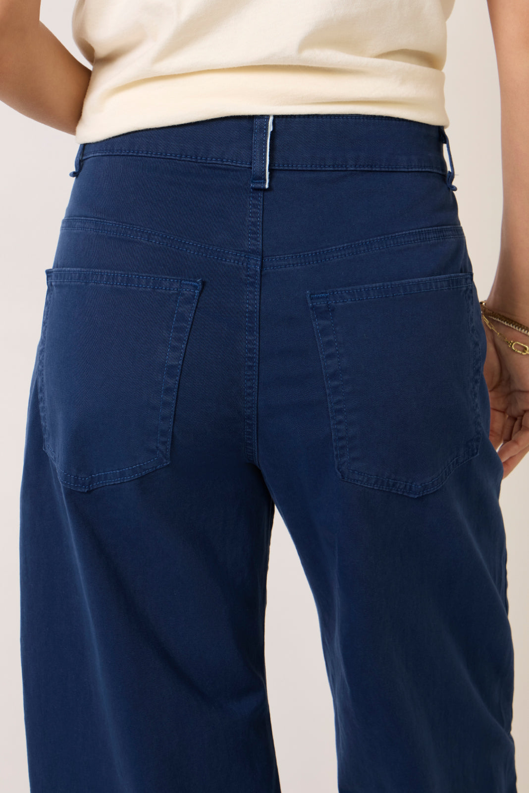 Twisted Barrel Pant
