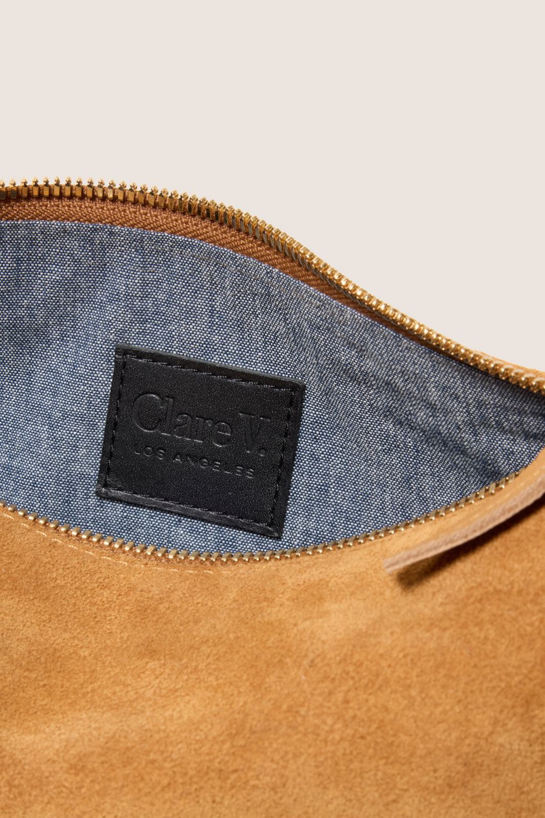 Petite Moyen Messanger w/ Whipstitch