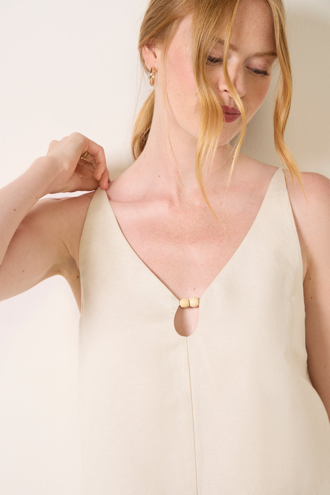 Sonny Key Hole Tank Top