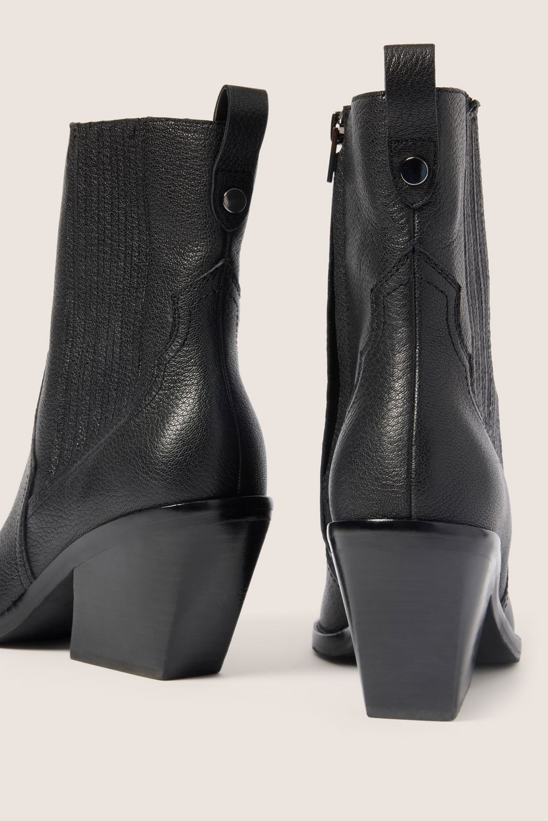 Vaydin Bootie
