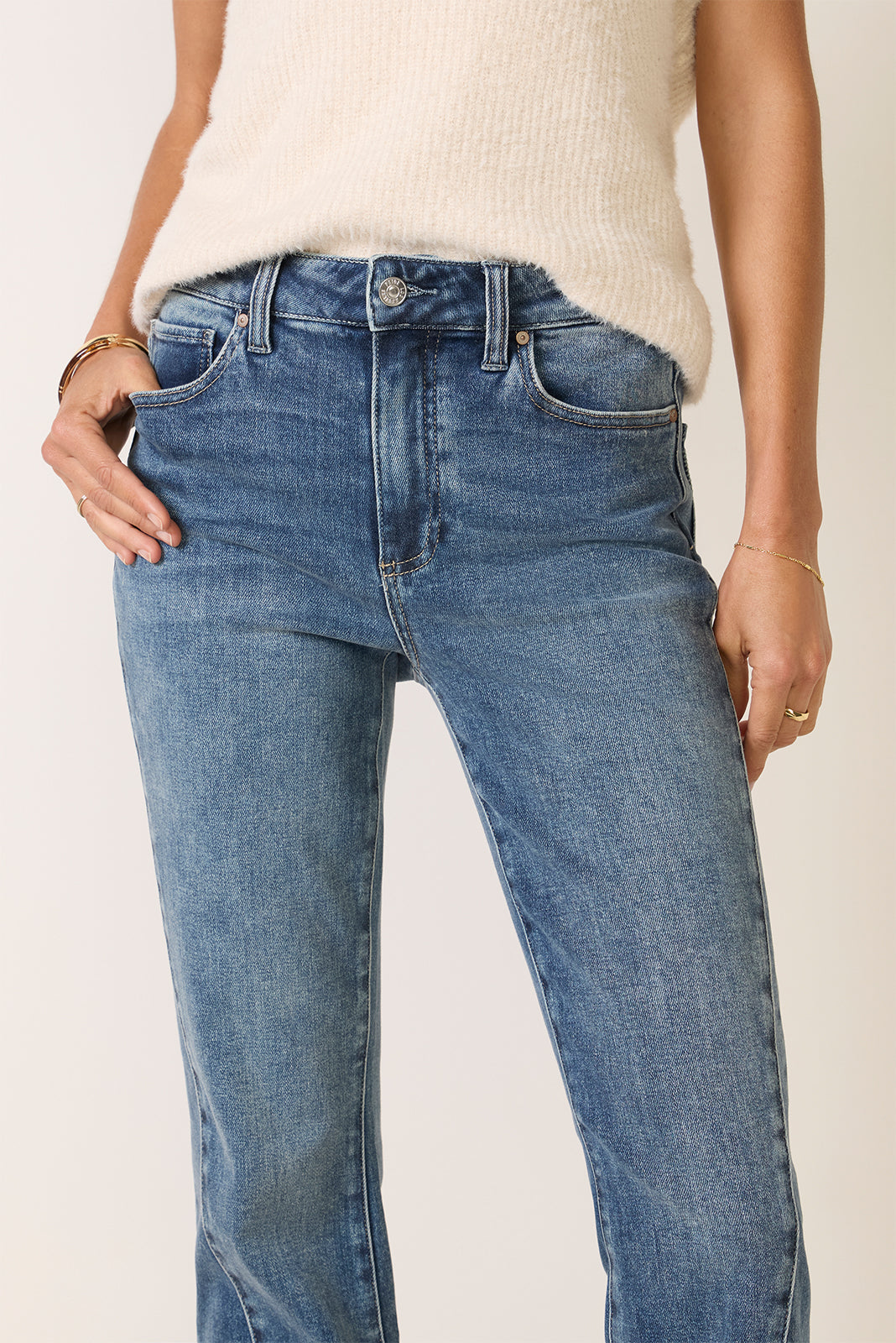 Laurel Canyon 32` W/ Twisted Seam