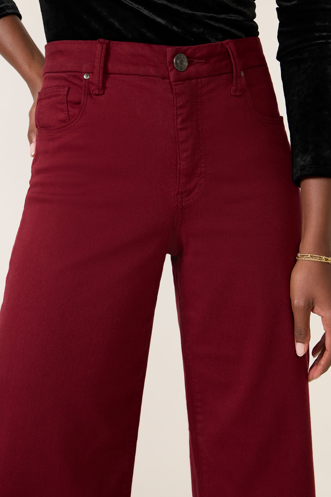 Meg Wide Leg w Raw Hem Jean