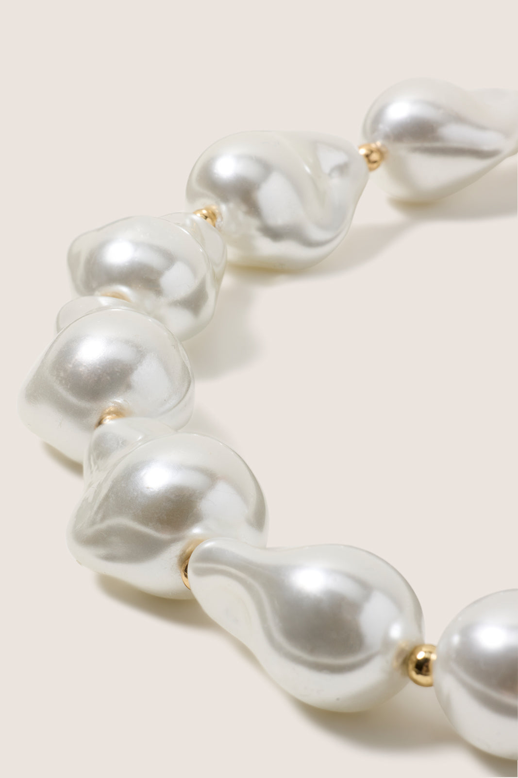 Athena Pearl Necklace